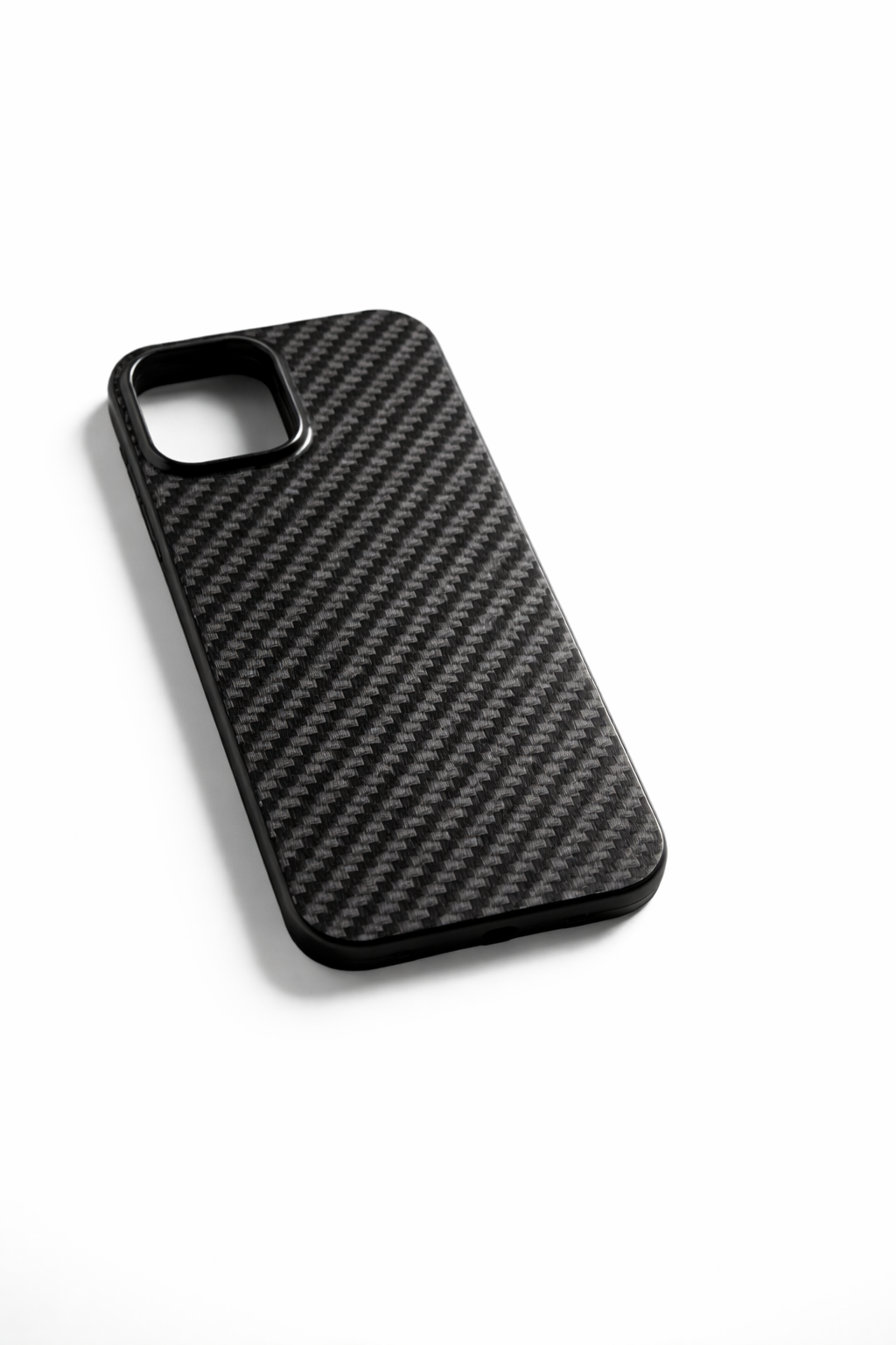 VALOR Carbon Fiber — iPhone 15 Pro