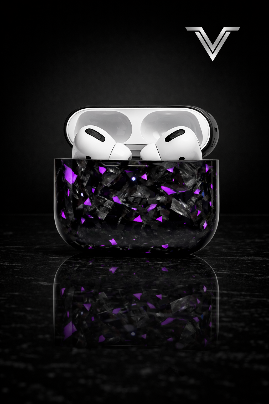VλLOᏒ AirPods Forged Carbon Case